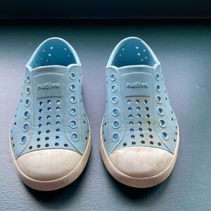 Light blue Native Jefferson shoes C7